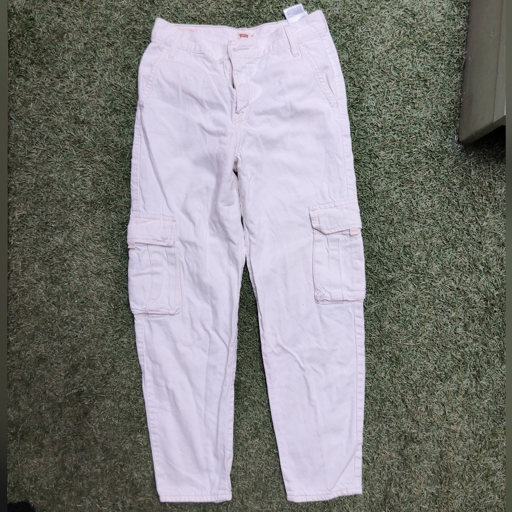 Women's Levi's White Cargo Pants